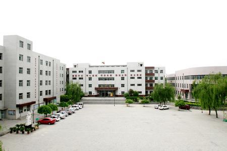 建筑機電安裝資質(zhì)二級與一級人員配備的不同 建筑機電安裝資質(zhì)二級與一級人員配備的不同